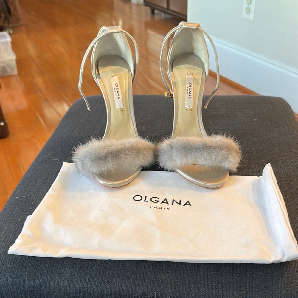 Silver Women's Sandals w/Fur Trim NWOT